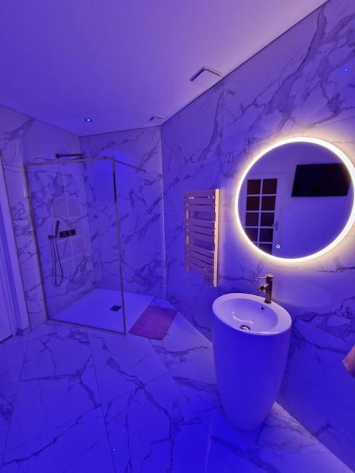 Maison Chic Avec Jacuzzi Nogent Sur Oise Yaospa60 Buitenkant foto