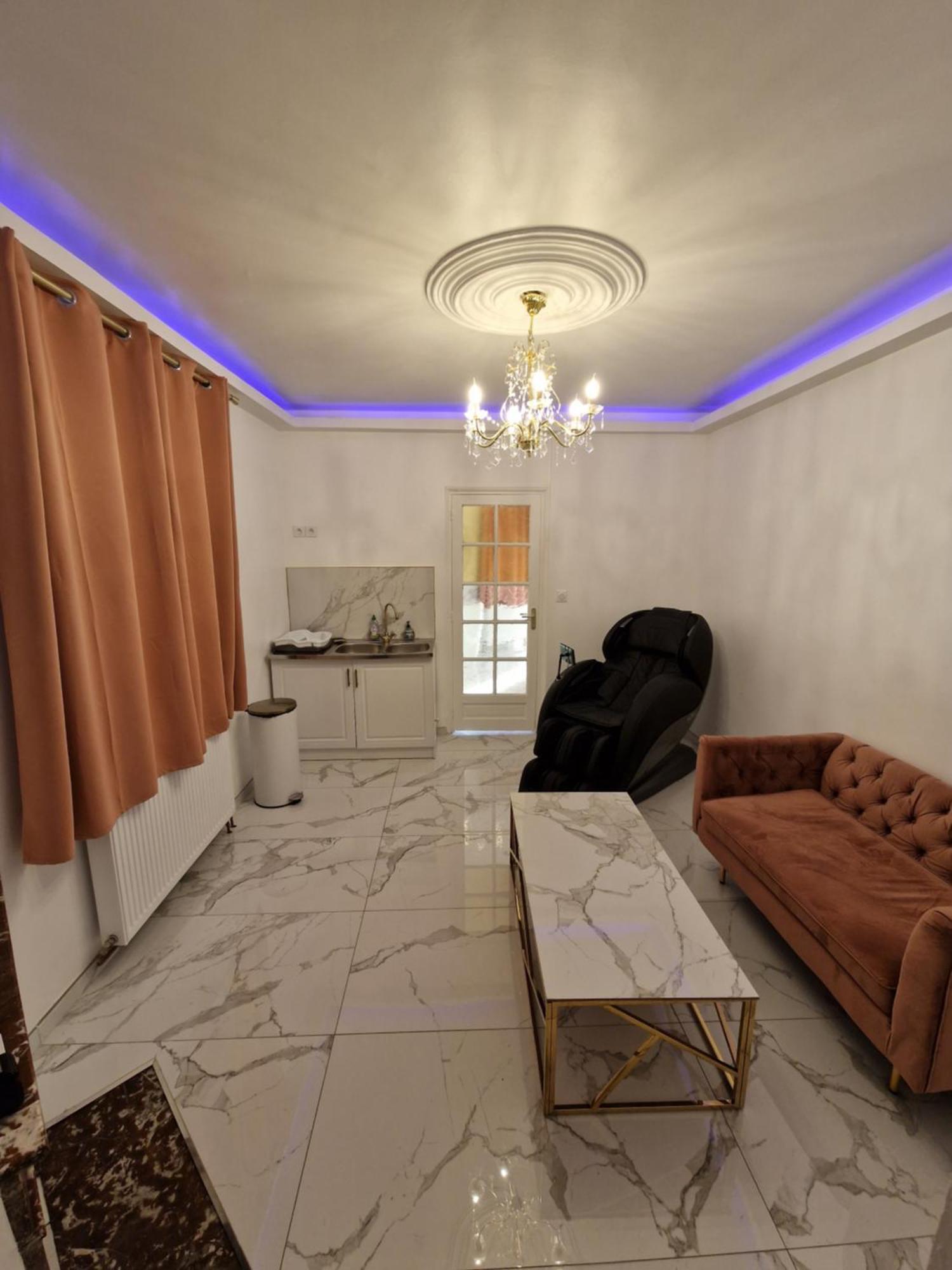 Maison Chic Avec Jacuzzi Nogent Sur Oise Yaospa60 Buitenkant foto